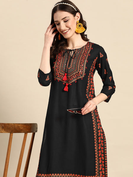 Floral Yoke Printed Mirror Work Kurta