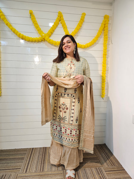 Grey Floral Print Straight Kurta With Sharara And Dupatta Kurta Set