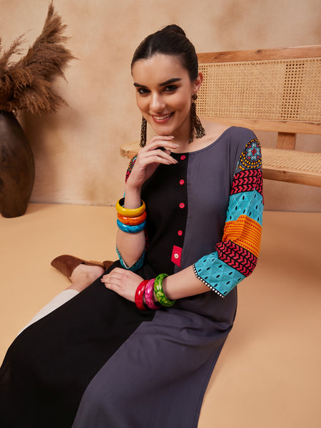 Ethnic Motifs Printed Round Neck Straight Kurta