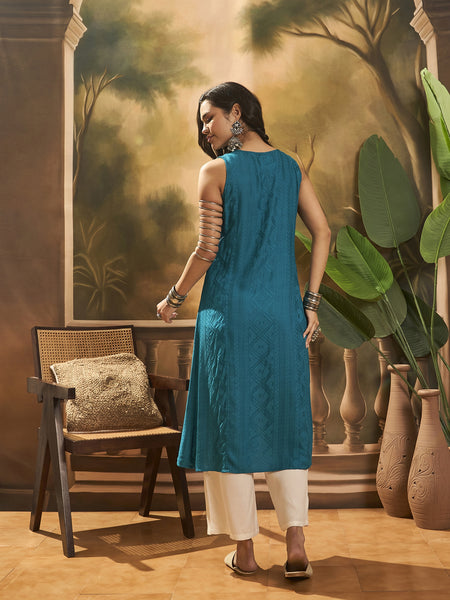 Women Embroidered Front Cut Kurta With Trouser