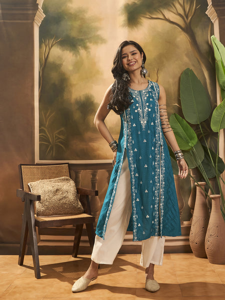 Women Embroidered Front Cut Kurta With Trouser