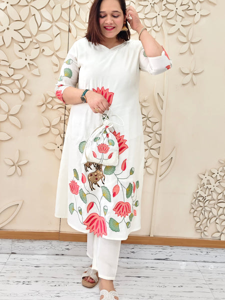 Off White Floral Embroidered Kurta With Pant Kurta Set