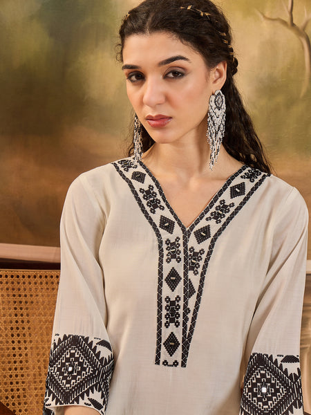 White Embroidered  Kaftan With Pant Kurta Set