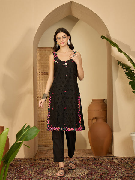 Pure Cotton Sholder Strap Straight Kurta With Pant & Dupatta Kurta Set