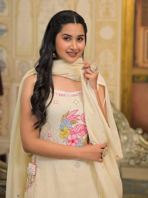 Office Wear Kurta Sets for Women: The Perfect Blend of Comfort, Elegance & Professional Style