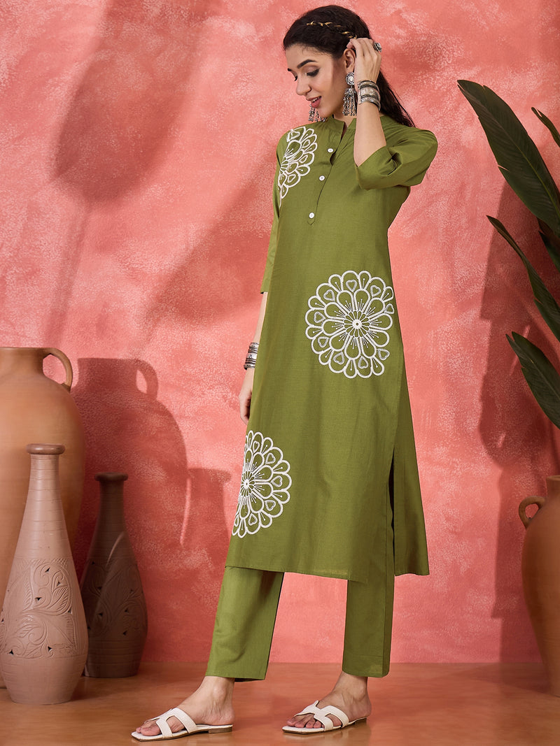 Floral Embroidered Pure Cotton Straight Kurta With Trouser