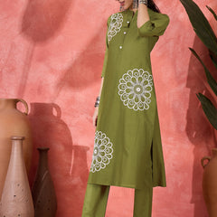 Floral Embroidered Pure Cotton Straight Kurta With Trouser