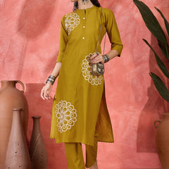 Floral Embroidered Pure Cotton Straight Kurta With Trouser