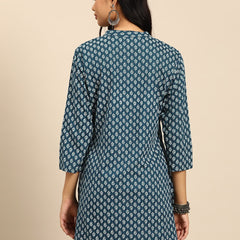 Floral Printed Straight Kurti