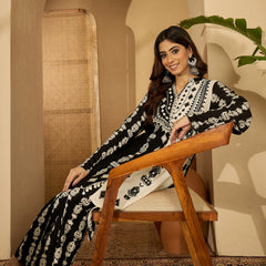 Embroidered & Printed Straight Kurta With Pant Kurta Set