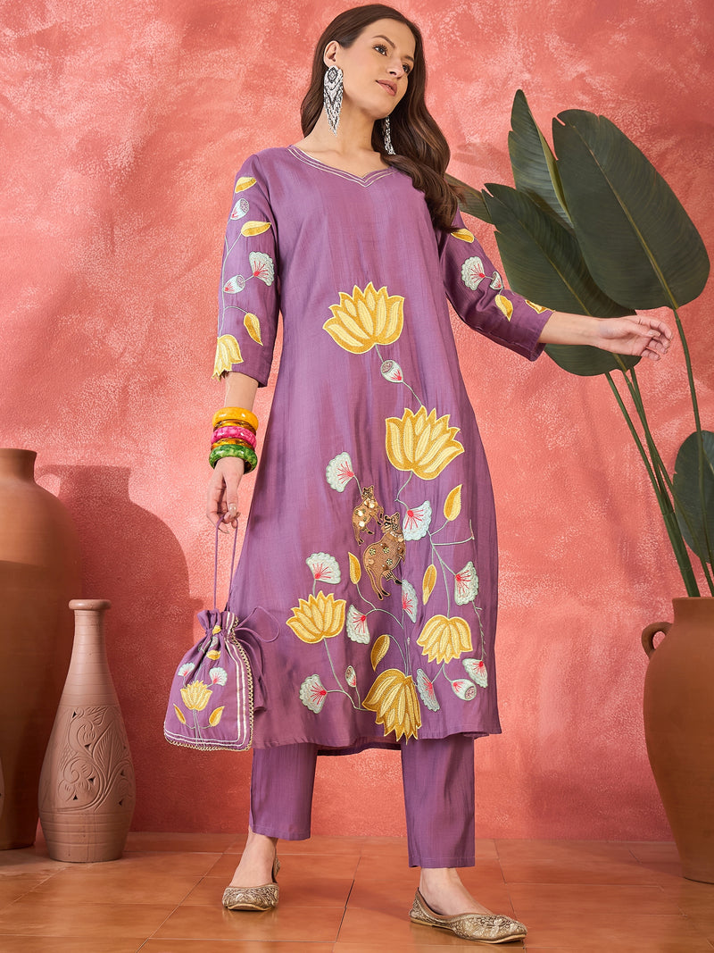 Off White Floral Embroidered Kurta With Pant Kurta Set