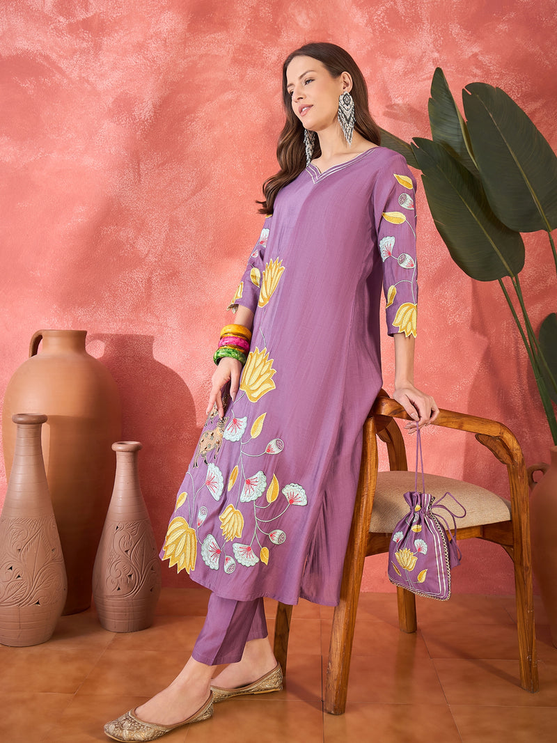Off White Floral Embroidered Kurta With Pant Kurta Set