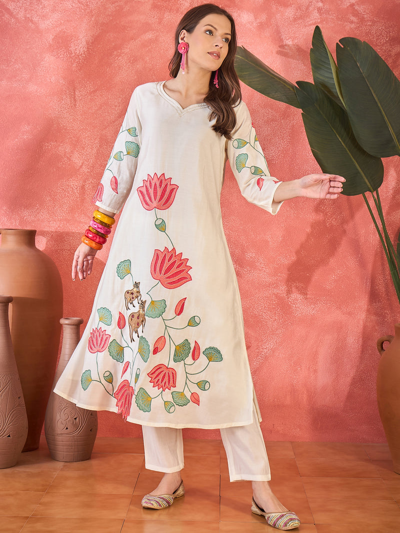 Floral Embroidered Kurta With Pant Kurta Set