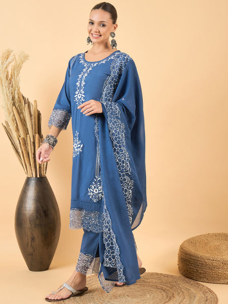 Floral Embroidered Thread Work Pure Cotton Kurta & Trousers With Dupatta