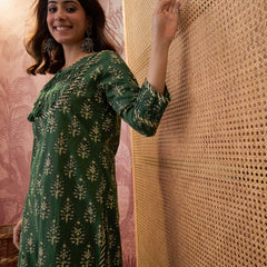 Ethnic Motifs Print Straight Kurta with Palazzo Kurta Set