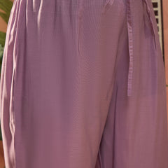 Off WhiteFloral Embroidered Straight Kurta With Trouser & Dupatta Kurta Set