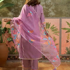 Off WhiteFloral Embroidered Straight Kurta With Trouser & Dupatta Kurta Set