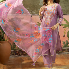 Off WhiteFloral Embroidered Straight Kurta With Trouser & Dupatta Kurta Set