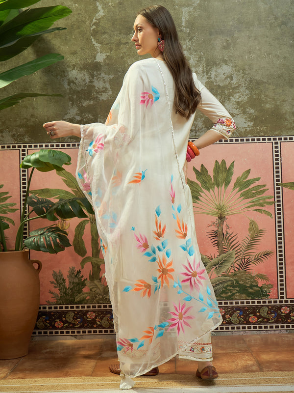 Off WhiteFloral Embroidered Straight Kurta With Trouser & Dupatta Kurta Set