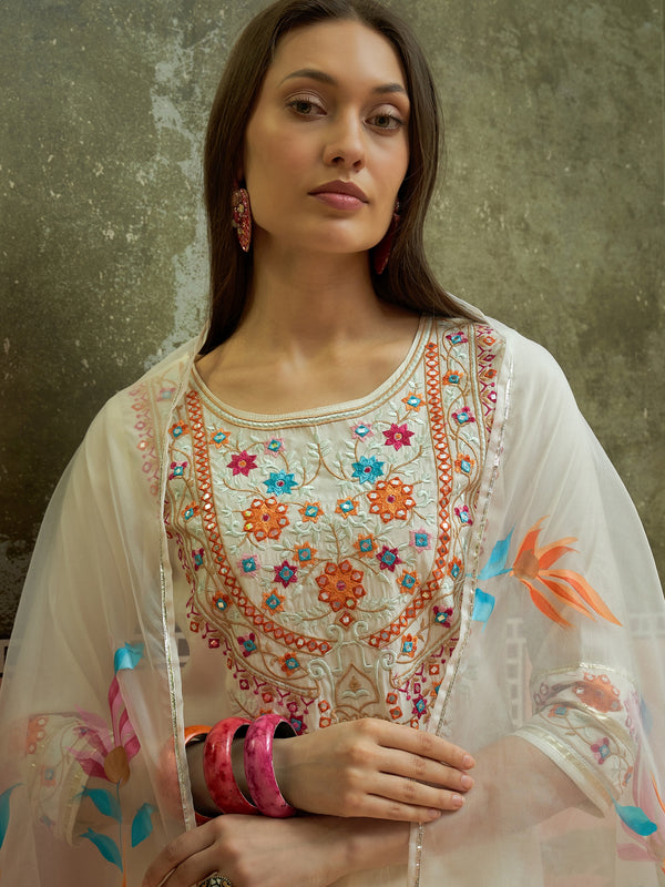Off WhiteFloral Embroidered Straight Kurta With Trouser & Dupatta Kurta Set
