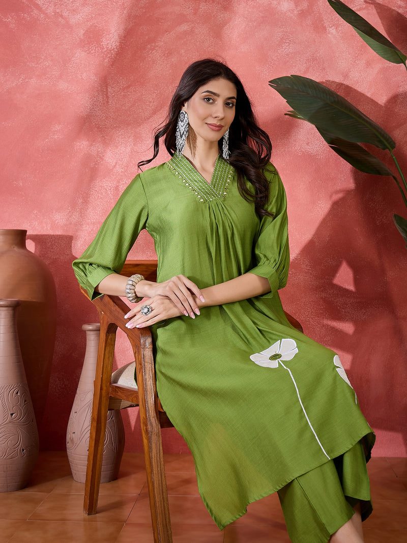 Floral Embroidered Straight Kurta With Palazzo Kurta Set
