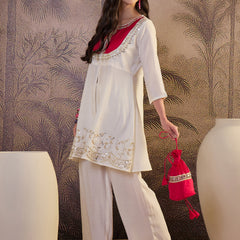 White Floral Embroidered Straight Kurta With Trouser & Bags Kurta Set