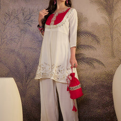 White Floral Embroidered Straight Kurta With Trouser & Bags Kurta Set