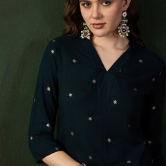 Teal Green Floral Printed V-Neck Straight Kurta With Trousers