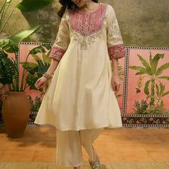 Floral Embroidered Straight Kurta With Trouser & Dupatta Kurta Set