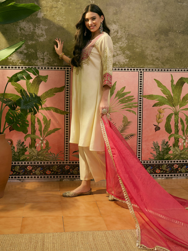 Floral Embroidered Straight Kurta With Trouser & Dupatta Kurta Set