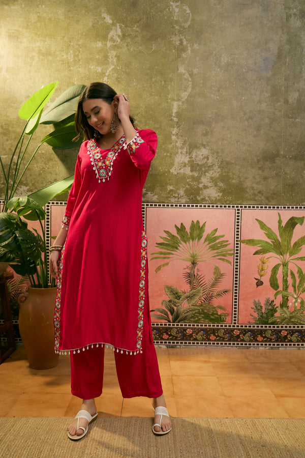 Dark Pink Floral Embroidered Straight Kurta With Trouser & Dupatta Kurta Set