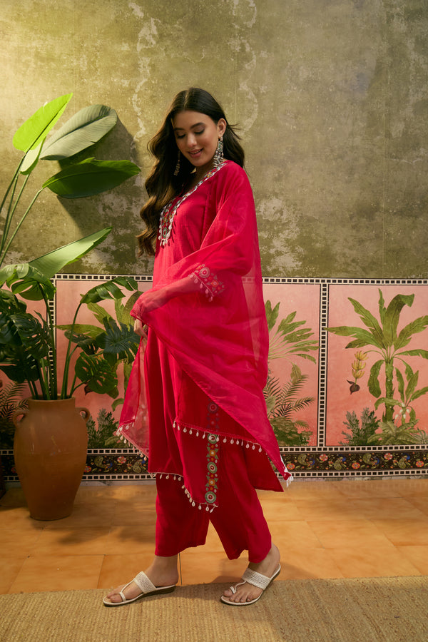 Dark Pink Floral Embroidered Straight Kurta With Trouser & Dupatta Kurta Set