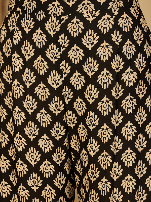 Printed & Embroidered Straight Kurta  With Trousers Kurta Set Set