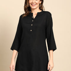 Women Solid Mandarin Collar Kurti