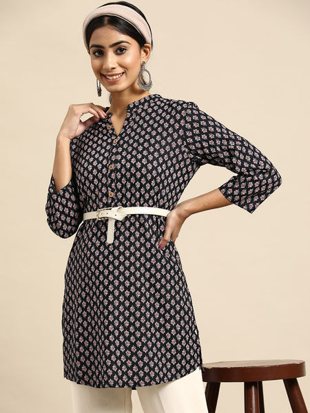 Floral Printed Kurti with Belt