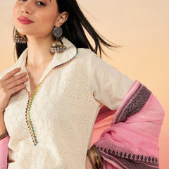 Off White Ethnic Motifs Self Design Thread Work Pure Cotton Kurta Set