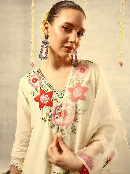 Off White Mirror & Thread Embroidered Festive Kurta With Trouser & Dupatta Kurta Set