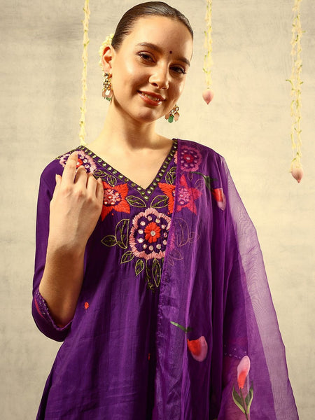 Mirror & Thread Embroidered Festive Kurta With Trouser & Dupatta Kurta Set