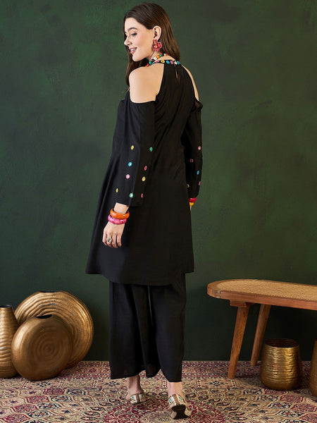 Embroidered Halter Neck Kurta & Palazzo With Bag