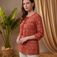 Pink Folka Dots Print Straight Kurtis