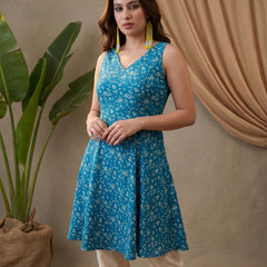 Turquoise Blue Folka Dots Printed Sleevless  A-Line Kurtas