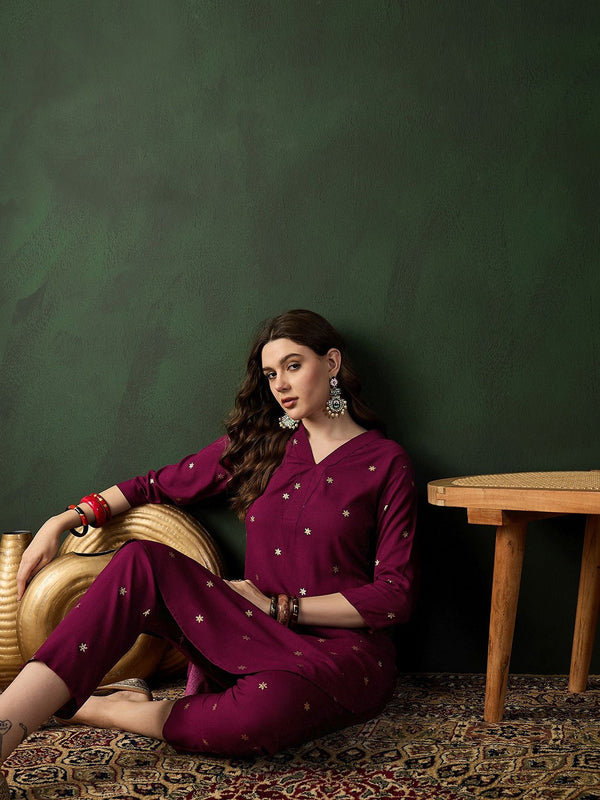 Burgundy Floral Printed V-Neck Straight Kurta With Trousers