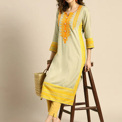 Ethnic Motifs Embroidered Thread Work Straight Kurta
