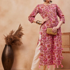 Floral Printed Round Neck Pure Cotton Straight Kurta