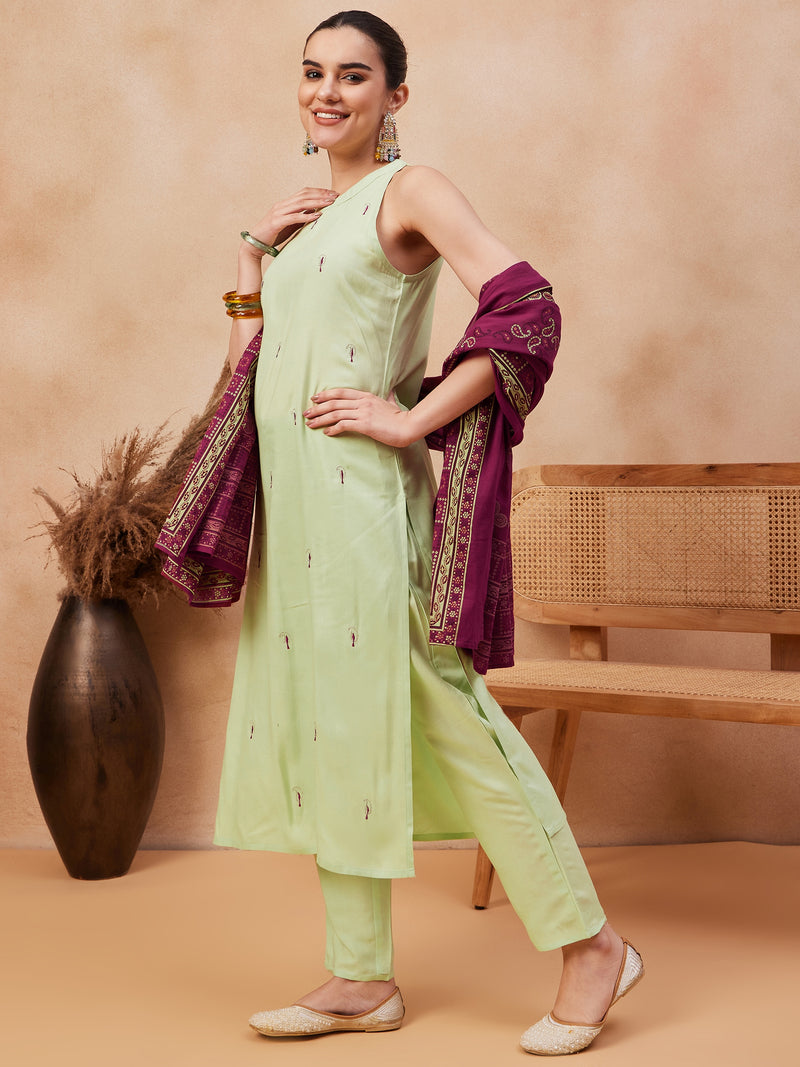 Paisley Embroidered Halter Neck Pure Cotton Kurta With Trouser & Dupatta