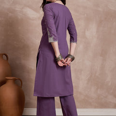 Floral Embroidered Thread Work Pure Cotton Kurta With Trousers