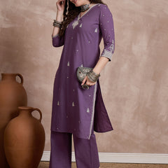 Floral Embroidered Thread Work Pure Cotton Kurta With Trousers