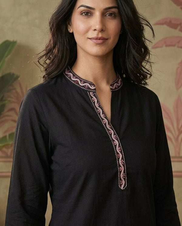 Black Floral Embroidered Straight Short Kurti