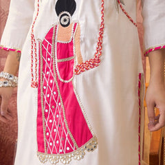 Off White Ethnic Motif Embroidered Straight Kurta With Trouser & Dupatta Kurta Set