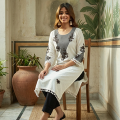 Off White Floral Printed Straight Kurtas